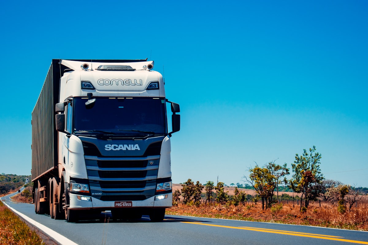 Truck tyre fitting